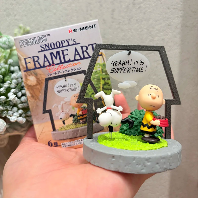 Figure Display Box - Коллекционная мини-диорама Rement Peanuts Snoopy в